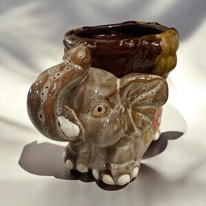 Brown Elephant Ceramic Planter Pot 5.5 in tall x 7 in wide Candle Holder